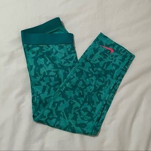 NIKE 3/4 Leggings